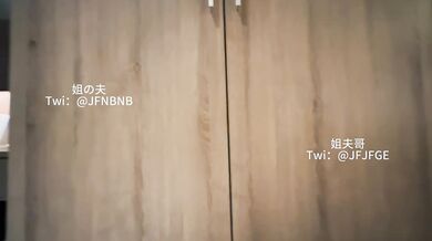 31万粉丝，全国巡游干极品妹！约炮专家【西门官人姐夫】坐标西安，女神小芋泥接待，五集全 (4)